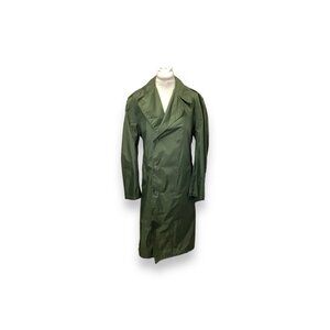 Vintage Military Green Double-Breasted Mens Raincoat Size 38 Short Nylon & Rubbe